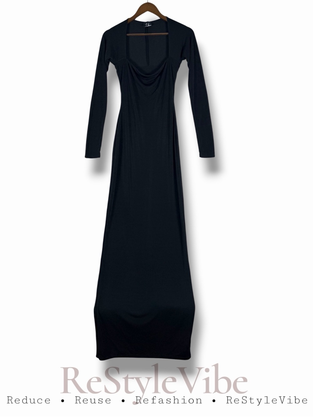 NAKED WARDROBE Women’s Size M Dress Maxi Long Sleeve Bodycon Style Stretch